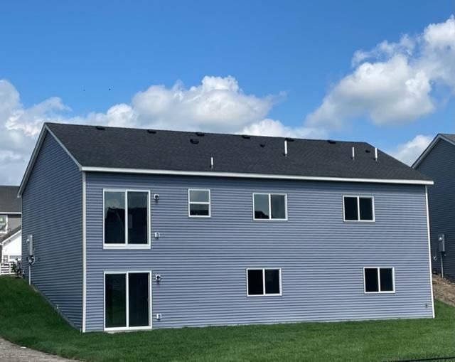 9925 32nd St NE, Saint Michael, MN 55376
