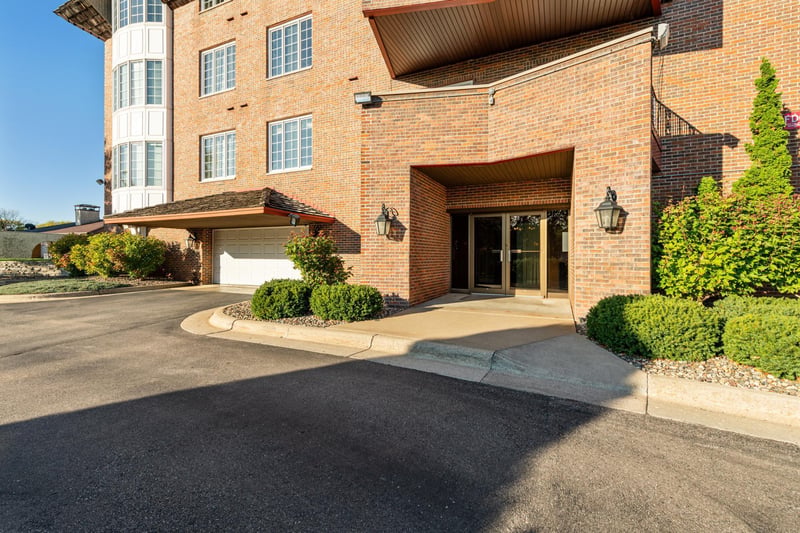 6300 Xerxes Ave S #34, Edina, MN 55423