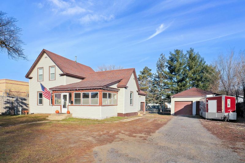 727 E Main St, Anoka, MN 55303