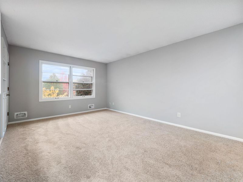 4728 Chowen Ave S, Minneapolis, MN 55410