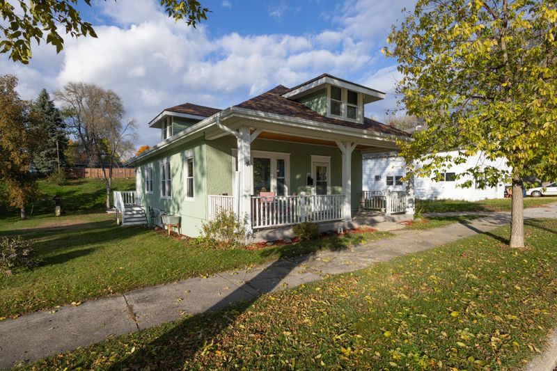 614 Spruce St, Fergus Falls, MN 56537