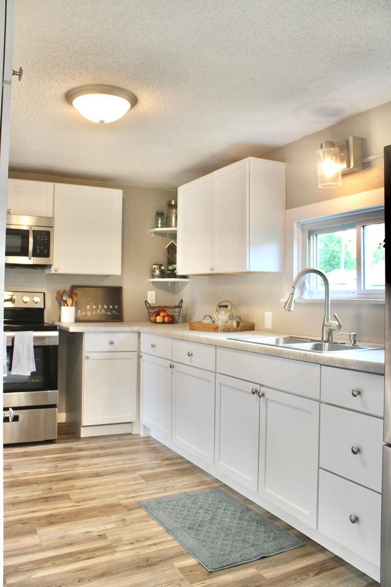 327 3rd Ave NW, Milaca, MN 56353