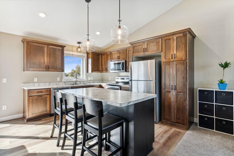 13780 186th Ln NW, Elk River, MN 55330