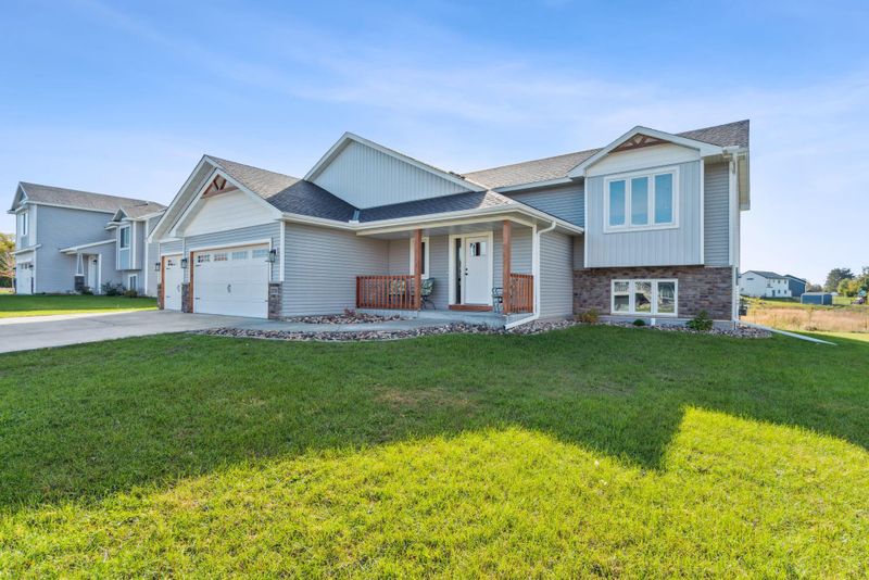 13780 186th Ln NW, Elk River, MN 55330