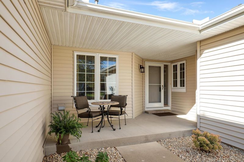 5203 Deerfield Ln SE, Prior Lake, MN 55372