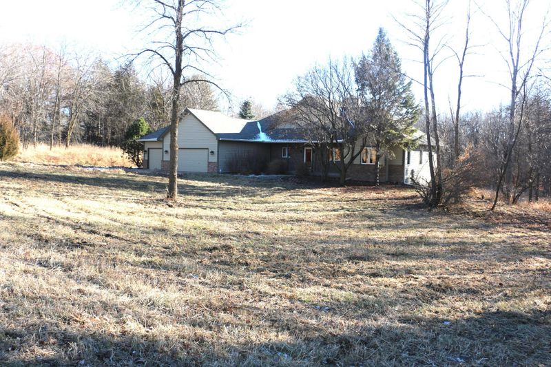 5869 W Branch Rd, Mound, MN 55364