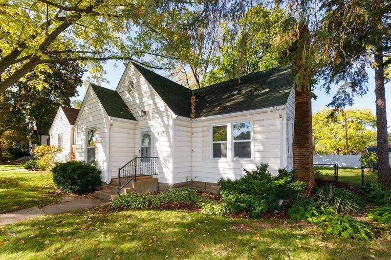4151 Beard Ave N, Robbinsdale, MN 55422