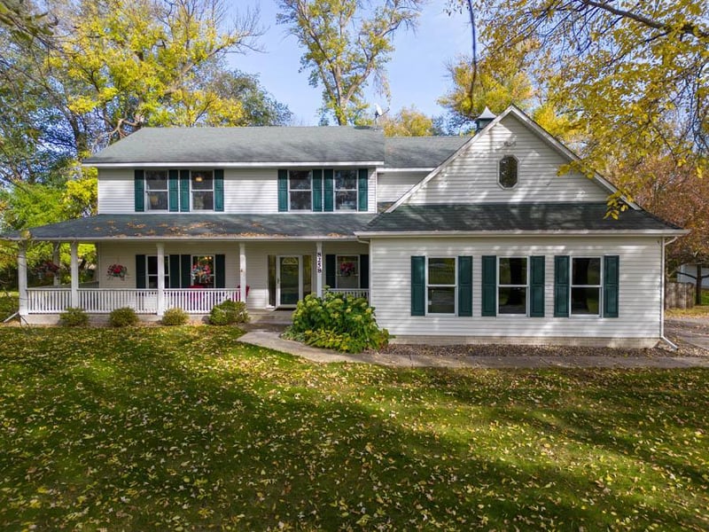 8258 County Road 8 SW, Waverly, MN 55390
