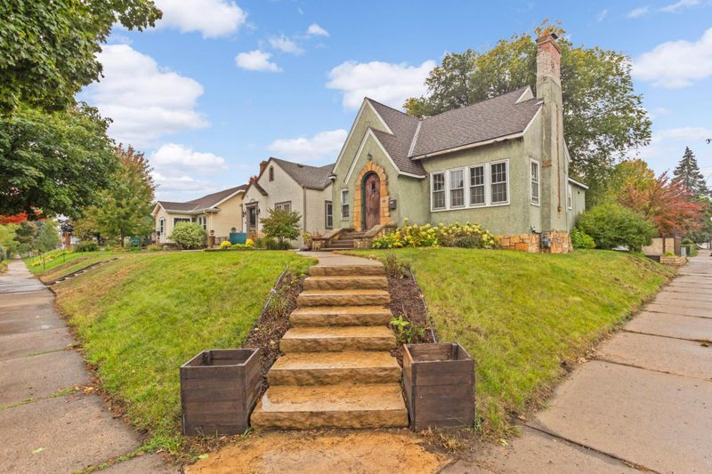4200 Portland Ave, Minneapolis, MN 55407