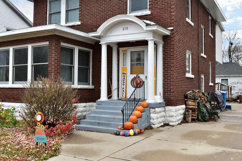 210 Wilson St, Winona, MN 55987