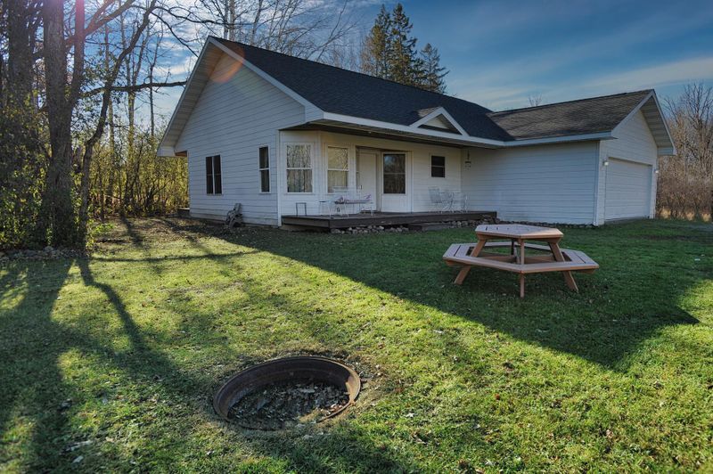 655 Snowbird Ln, Isle, MN 56342