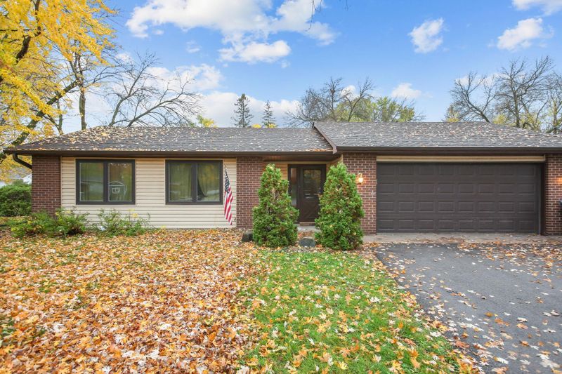 1520 11th Ave SE, Forest Lake, MN 55025