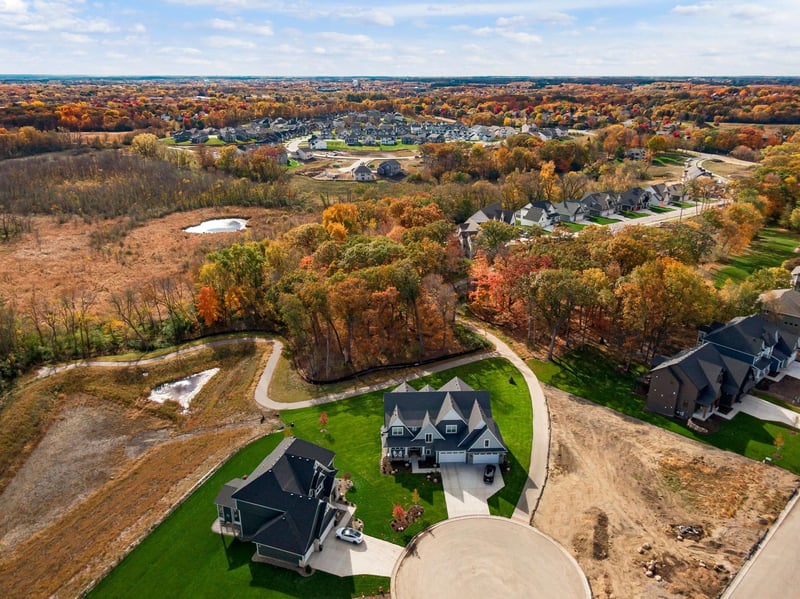 7030 Lucy Ridge Ln, Chanhassen, MN 55317