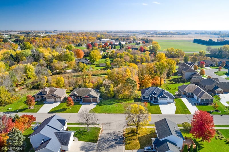 213 Lydia Rd, Jordan, MN 55352