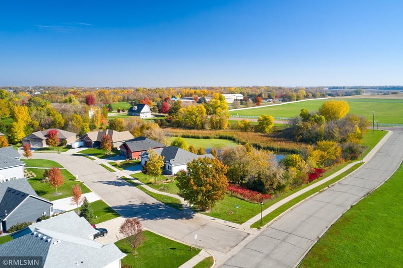 1039 Homestead Dr, Jordan, MN 55352