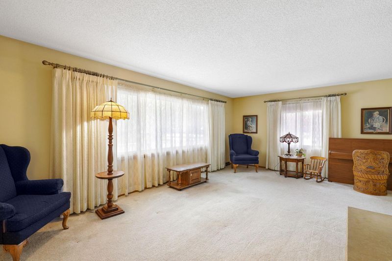 5701 Orchard Ave N, Crystal, MN 55429