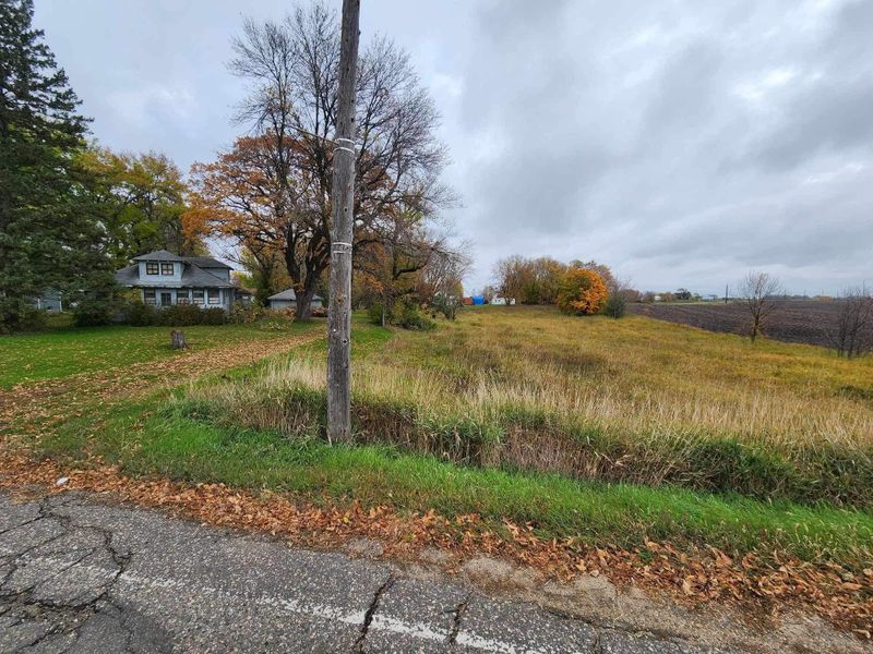 40 Oak St SE, West Union, MN 56389