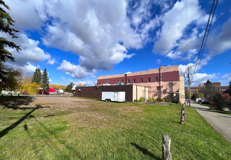 502 Roosevelt Ave, Coleraine, MN 55722
