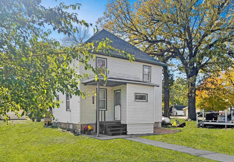 215 Main St, Nerstrand, MN 55053