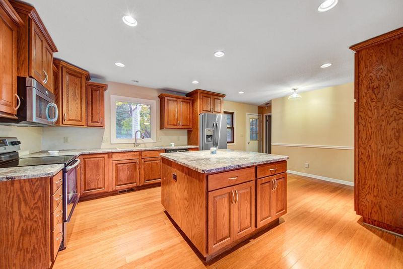 91 Merva Ave, Jackson, MN 56143