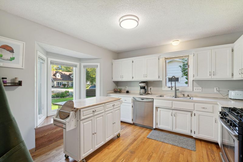 510 105th Ave NW, Coon Rapids, MN 55448