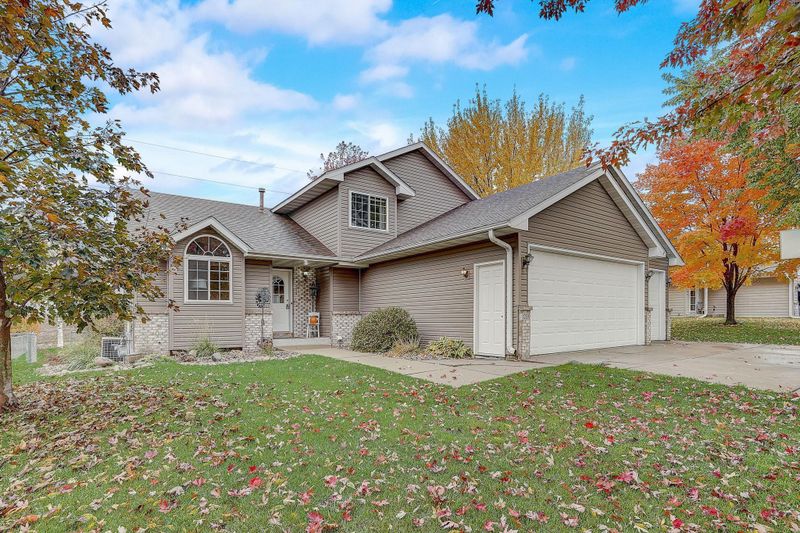 1209 Lakeview Pw, Buffalo, MN 55313