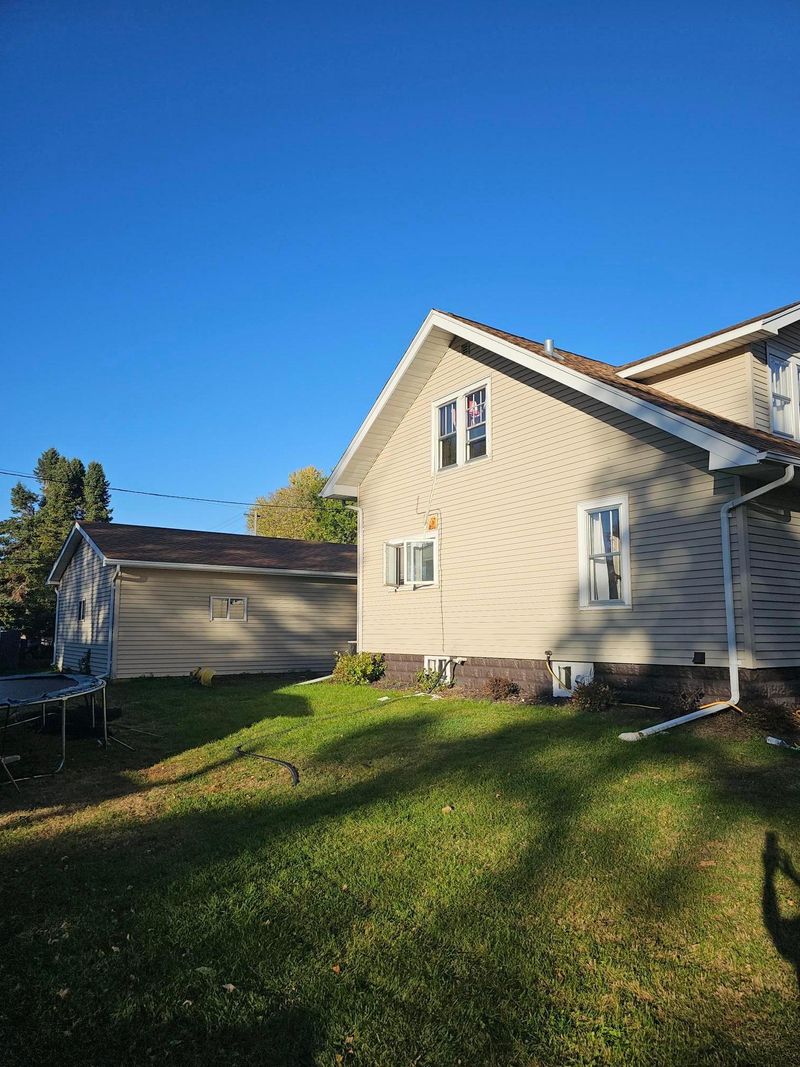 507 E 4th St, Fairmont, MN 56031