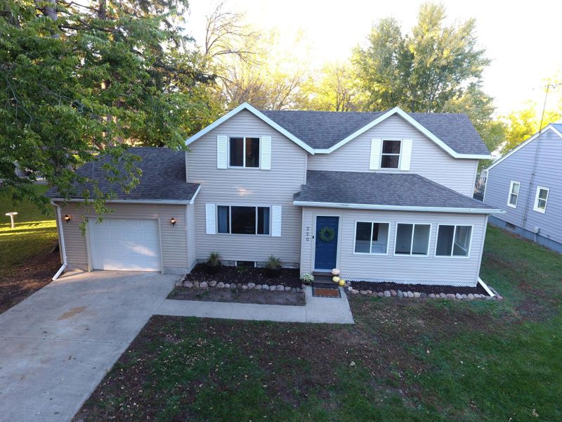 220 2nd St NE, Blooming Prairie, MN 55917