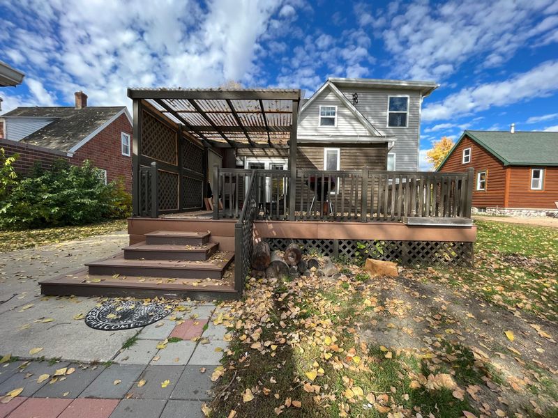 725 Water St SW, Sleepy Eye, MN 56085
