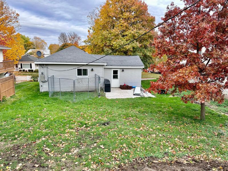 113 Oak St S, Mabel, MN 55954