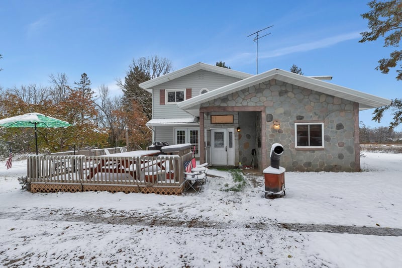 13863 County Road 17, Holdingford, MN 56340