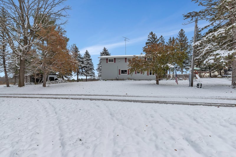 13863 County Road 17, Holdingford, MN 56340