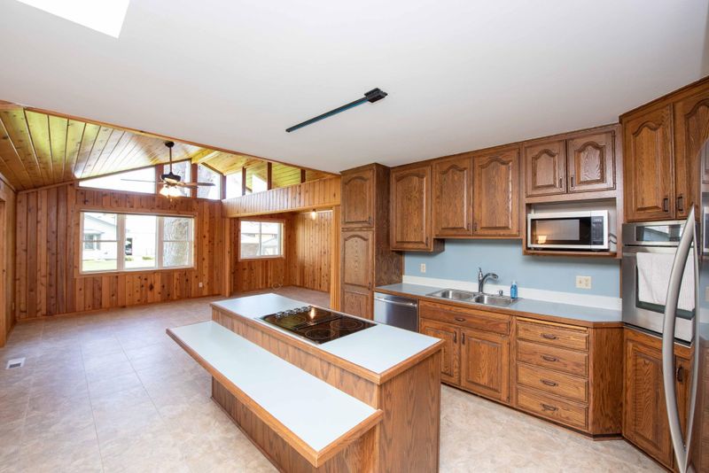 7136 Logan Ave N, Brooklyn Center, MN 55430