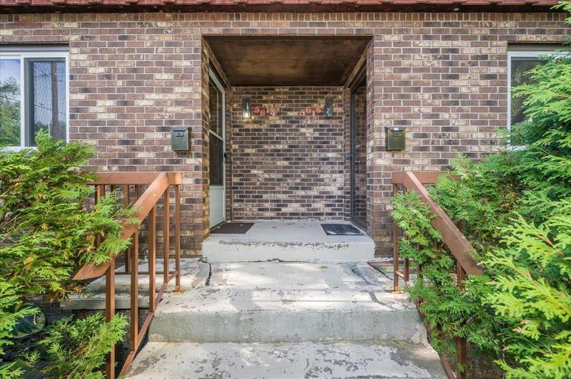 5614 Hughitt Ave, Superior, WI 54880