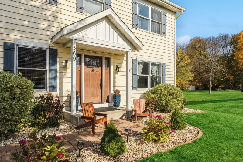 569 Dogwood Cir NW, Saint Michael, MN 55376