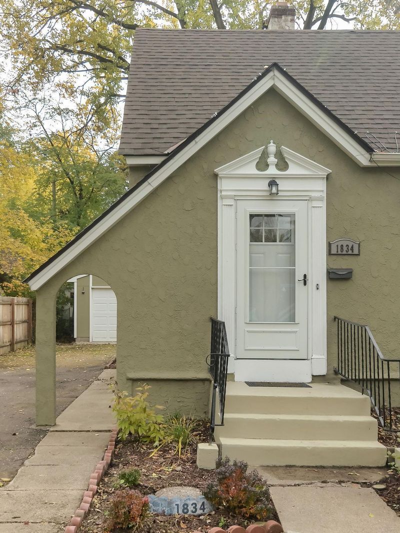 1834 4th St, White Bear Lake, MN 55110