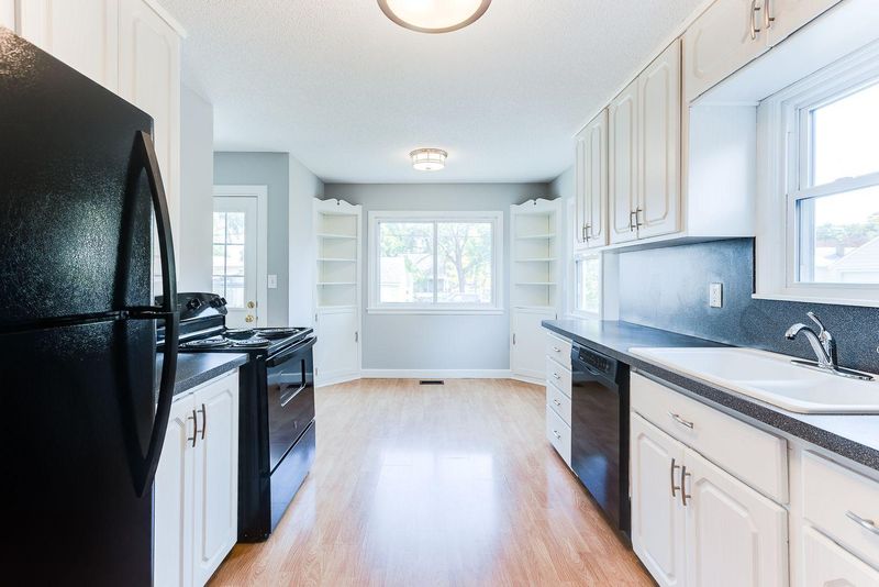 3055 Florida Ave S, Saint Louis Park, MN 55426