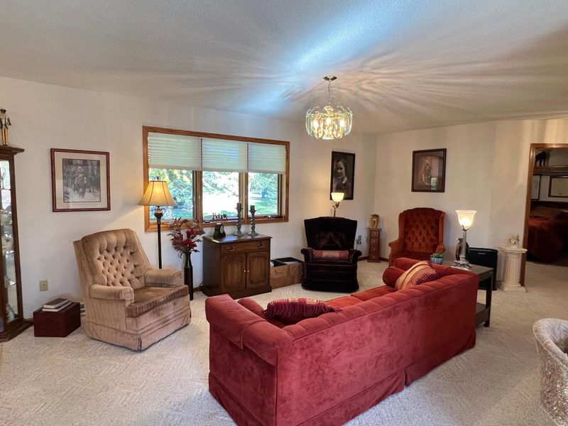 730 10th St NW, Wadena, MN 56482