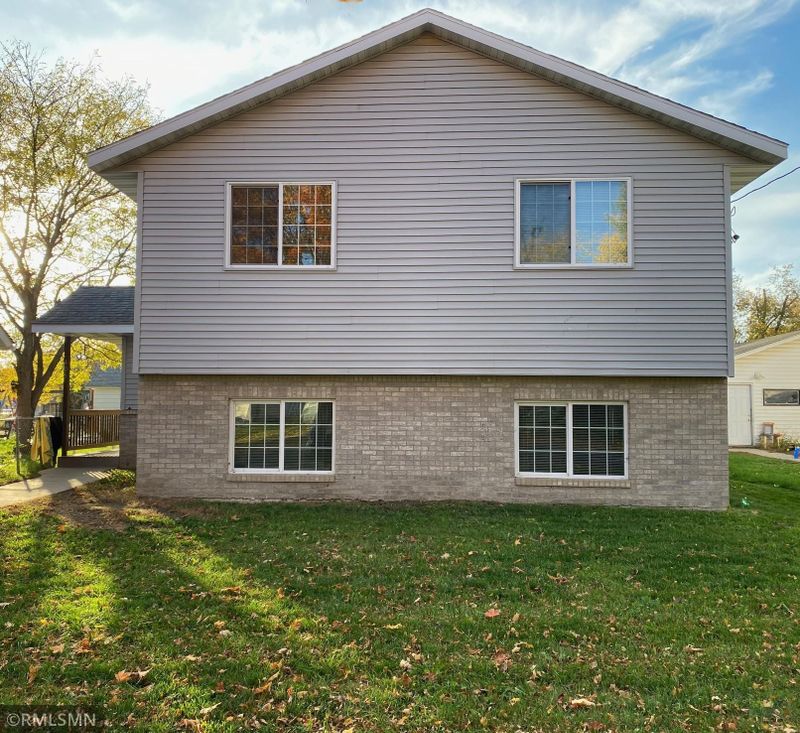 405 21st Ave N, Saint Cloud, MN 56303