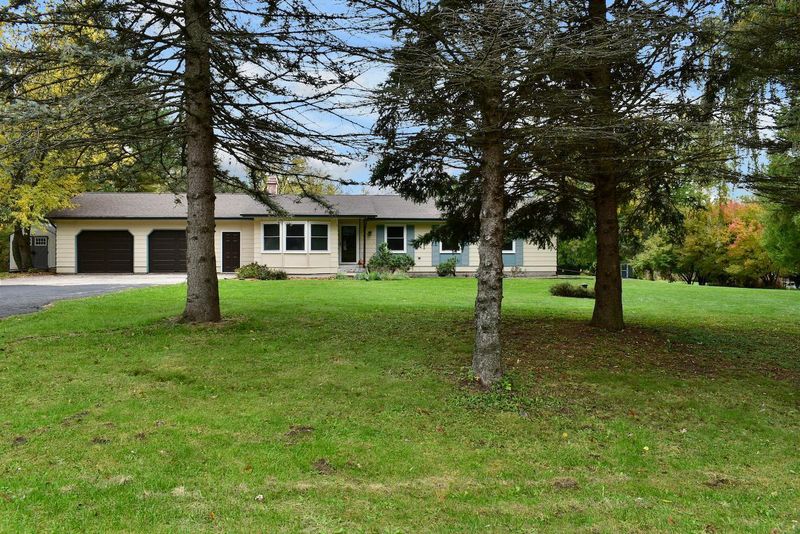 2187 Clinton Dr, Winona, MN 55987