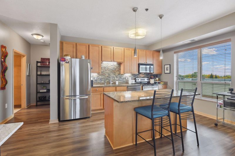 1502 5th St N #312, Hopkins, MN 55305