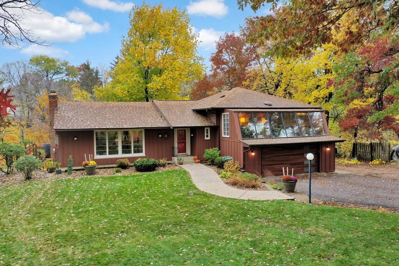 189 Logan Pw NE, Fridley, MN 55432