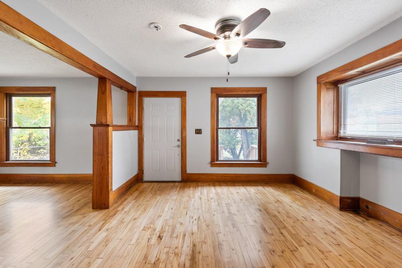 3750 Bryant Ave N, Minneapolis, MN 55412