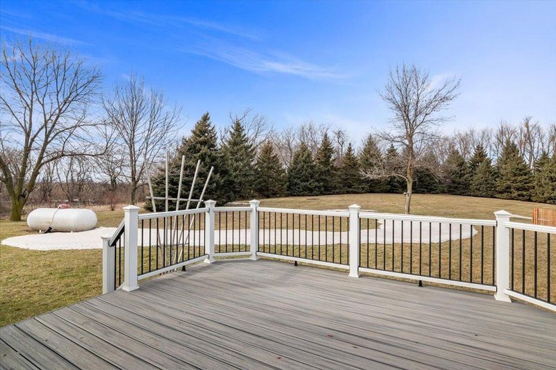 23233 Mccall Ave, Worthington, MN 56187