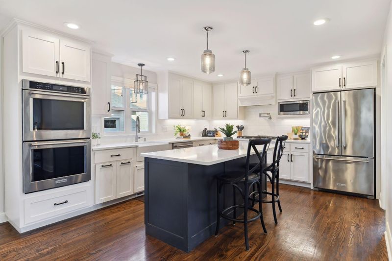 4910 Vallacher Ave, Saint Louis Park, MN 55416