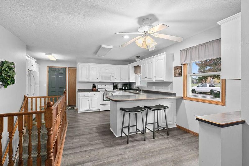 217 2nd Ave NE, Pierz, MN 56364