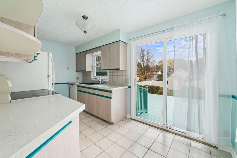4521 Chatham Rd NE, Columbia Heights, MN 55421