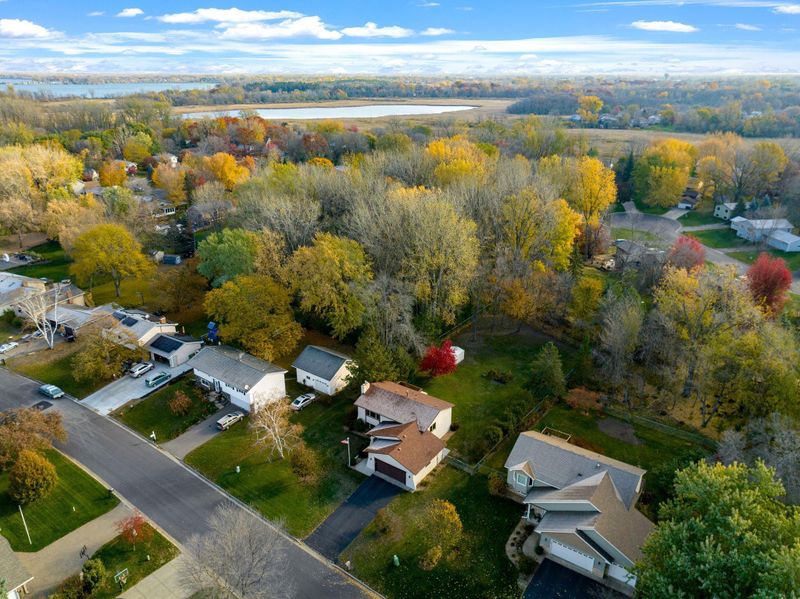 6718 E Shadow Lake Dr, Lino Lakes, MN 55014