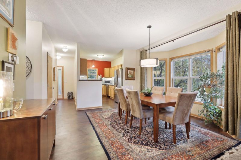 1465 Magnolia Ave E, Saint Paul, MN 55106