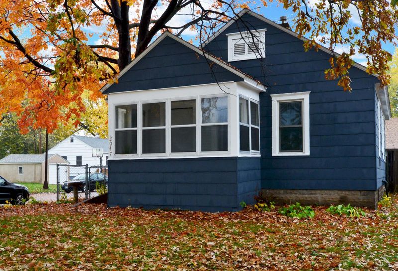 2047 Stillwater Ave E, Saint Paul, MN 55119